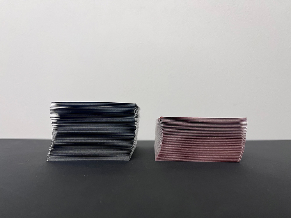 左:2重、右:1重スリーブの厚み